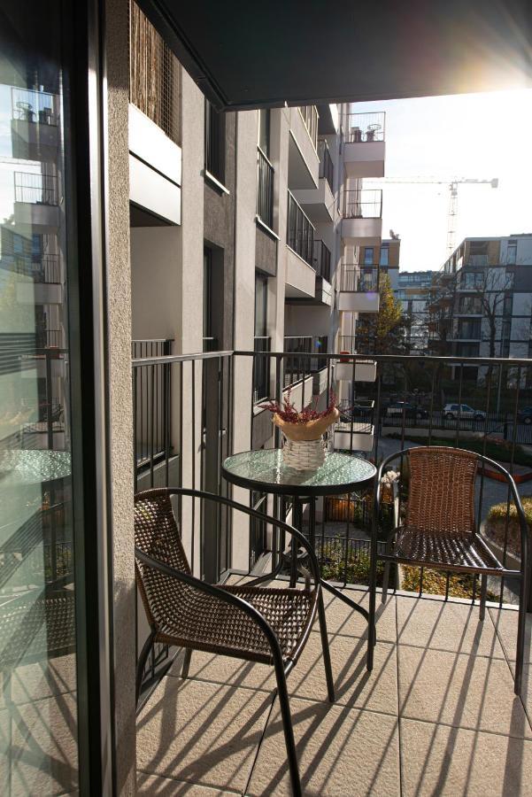 Apartament Rakowicka Apartamento Cracovia Exterior foto